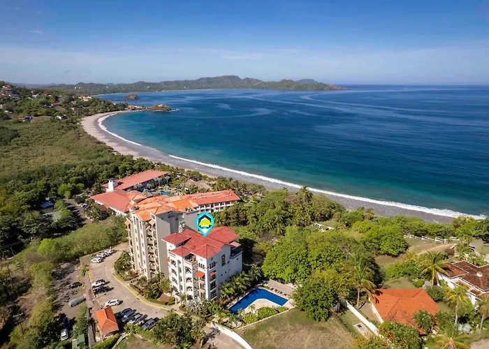 Stunning With Panoramic Beach, Ocean, And Mountain Views In Сasa de vacaciones *